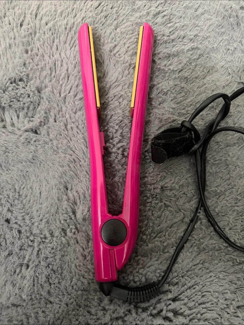 Ultra Chi Hot Pink Hair Straightener - Compact Ceramic Flat Iron